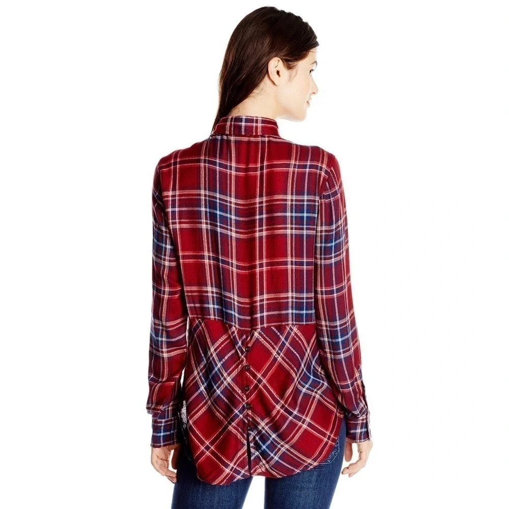 Lucky Brand Bungalow Plaid Red Blue and White Button Down Shirt back Vent Size L
